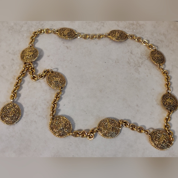 Authentic CHANEL Equestrian Medallion Belt/Long Necklace - Picture 5 of 15